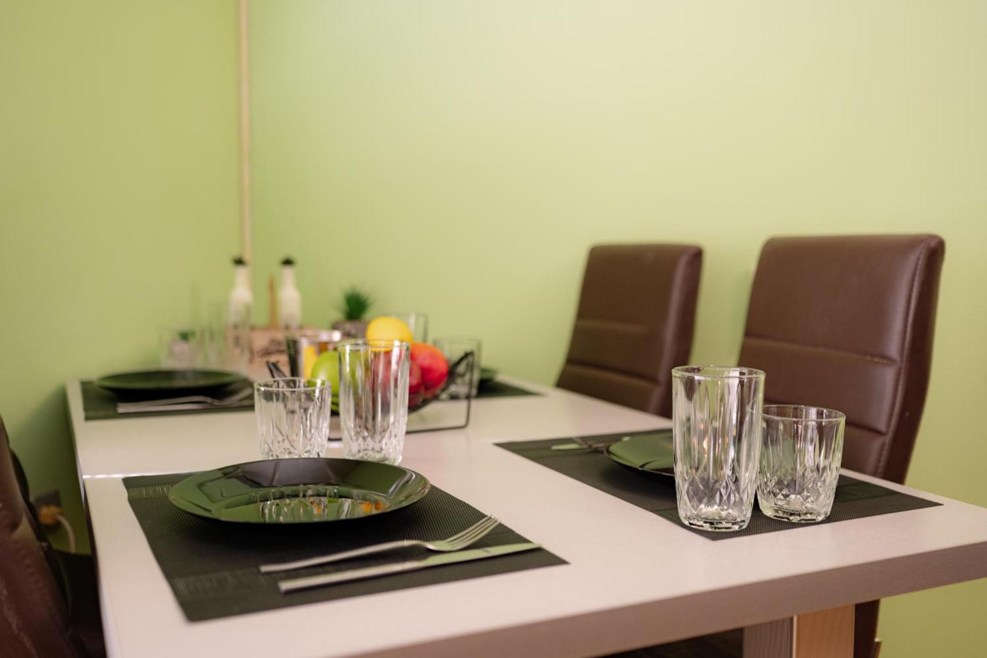 Top Center Spacious Apartment With Ac And Free Underground Parking 소피아 외부 사진