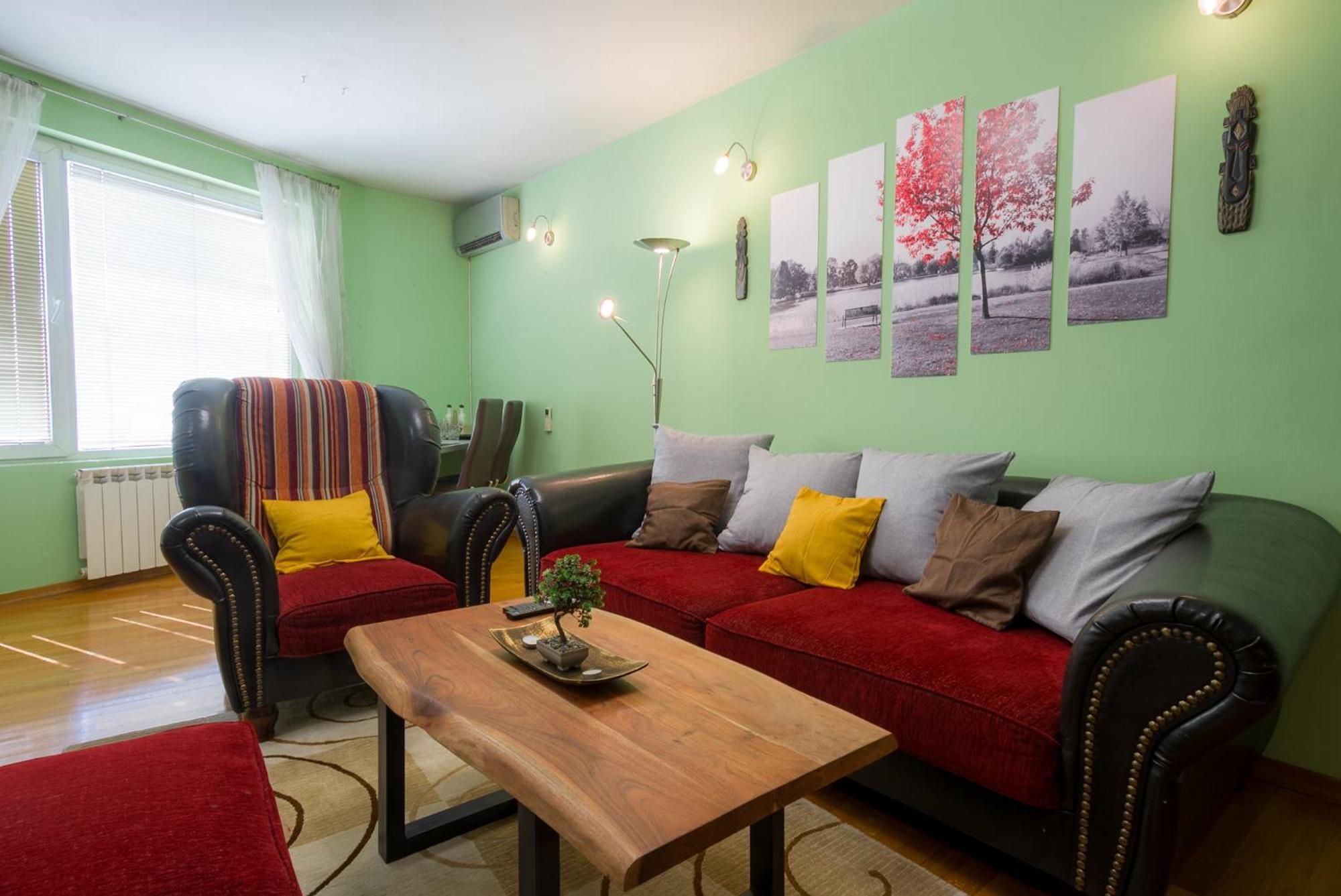 Top Center Spacious Apartment With Ac And Free Underground Parking 소피아 외부 사진